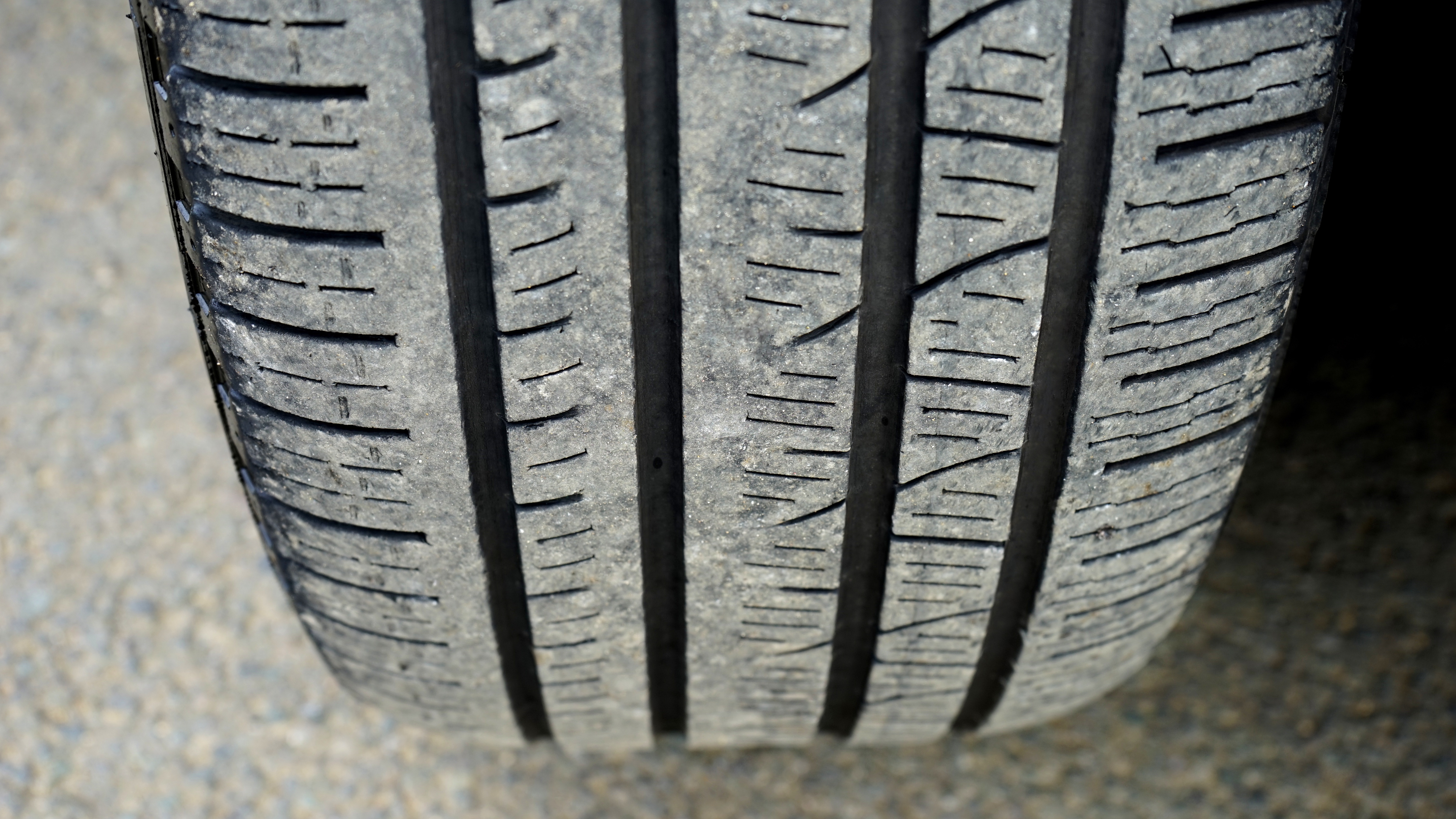 stop-the-rot-what-you-need-to-know-about-tire-dry-rot-evans-tire-service-centers